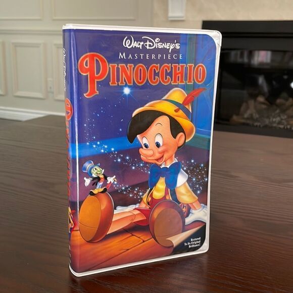 ✨HOST PICK✨ Disney’s Original Pinocchio Masterpiece collection 1940 on VHS Rest… - Picture 1 of 4